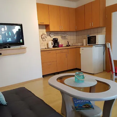 Apartment Luna *